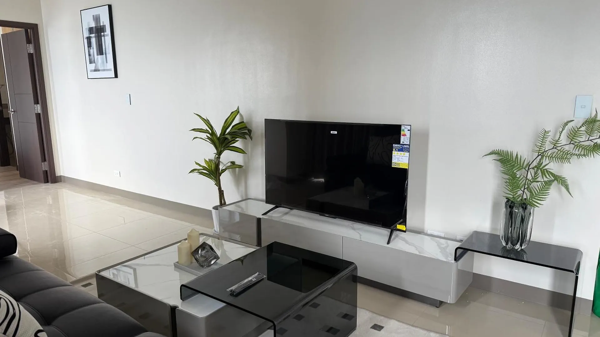 175 Sqm Luxurious Modern 3 Bedrooms Facing Manila Bay Sunset, Airports, Okada, Solaire, Moa 0*,  Philippines